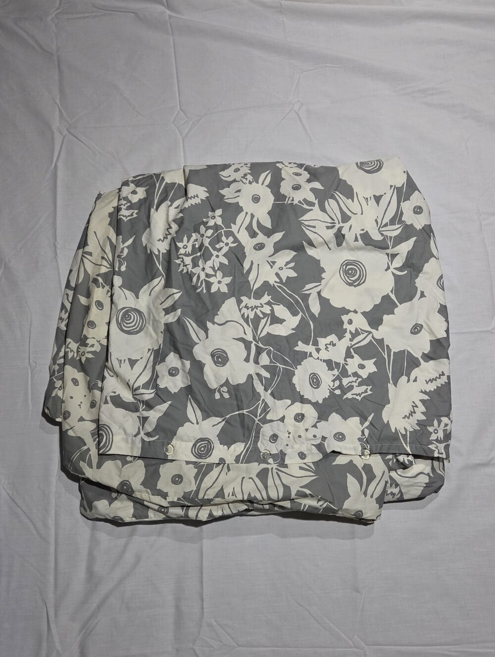 Crate & Barrel Lulu Gray Floral Full/Queen Duvet Cover 100% Cotton - Picture 3 of 6